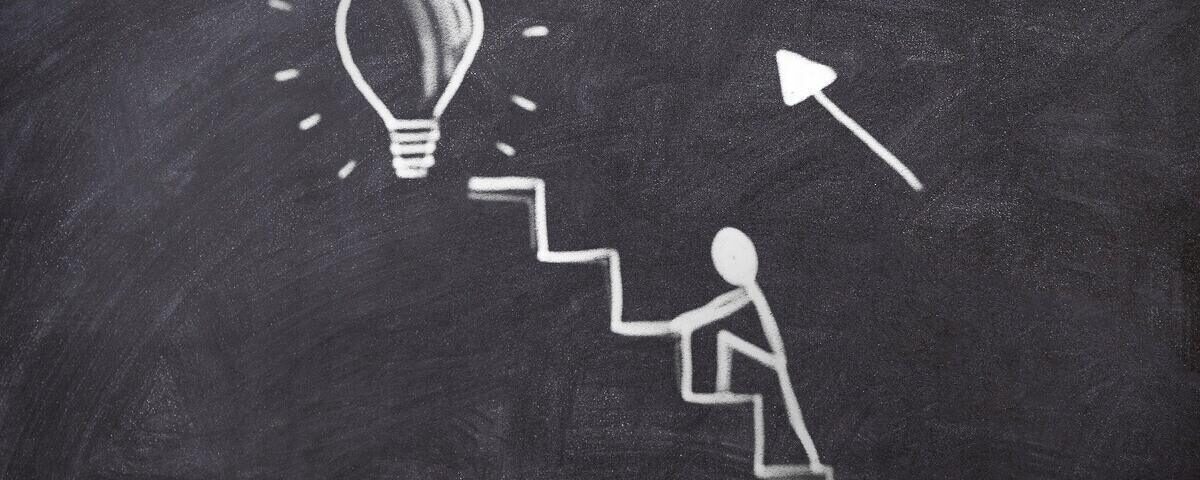 Czym jest benchmark? Definicja pojęcia