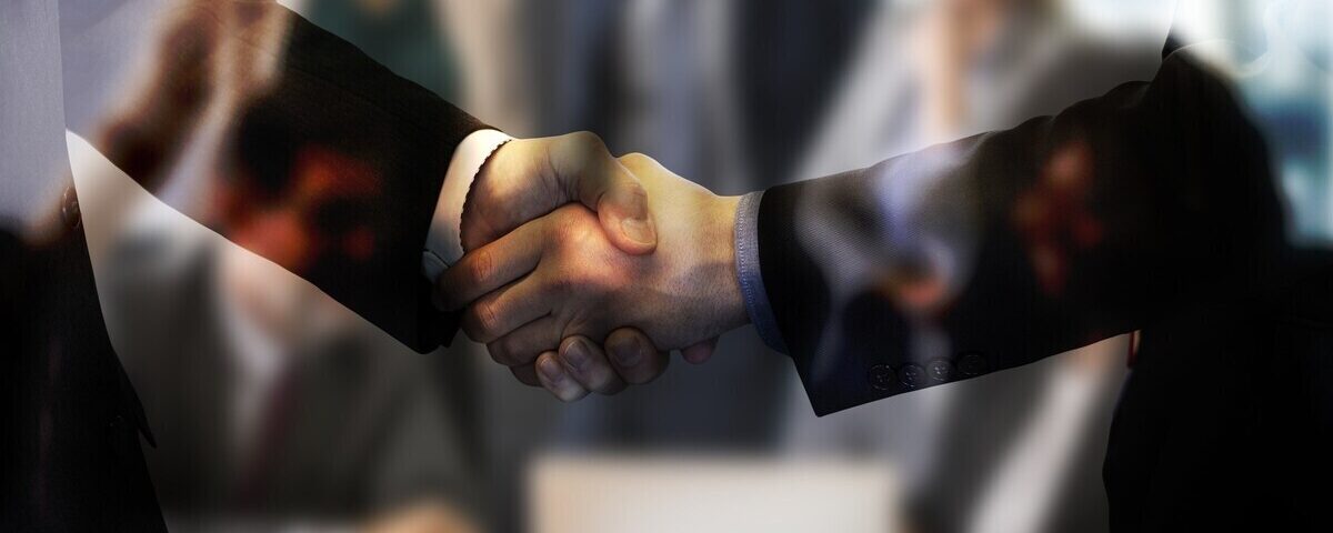 Opcja - czym jest i na czym polega umowa opcji?